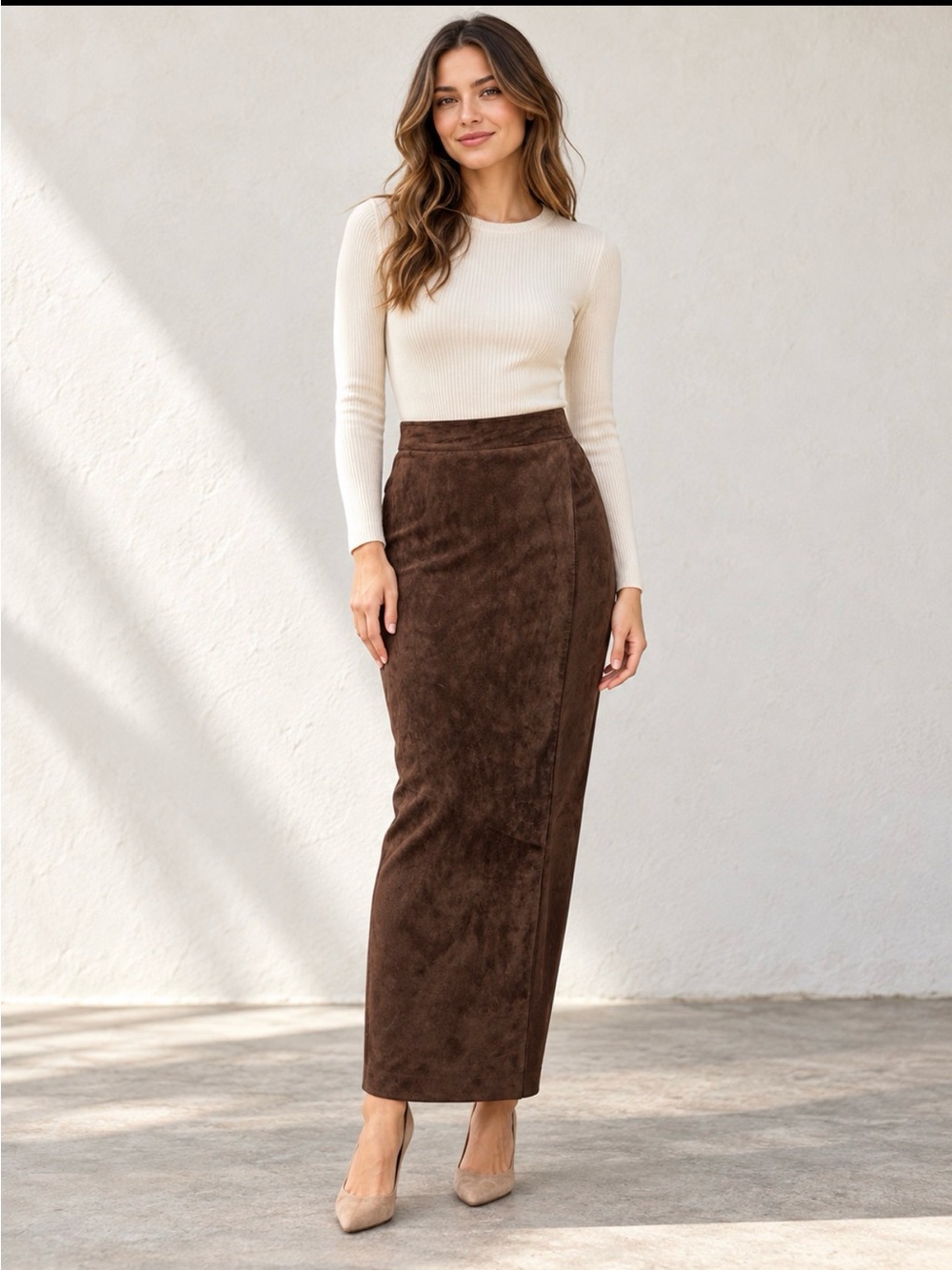 Danier vintage High-Rise Brown split Maxi Skirt suede
